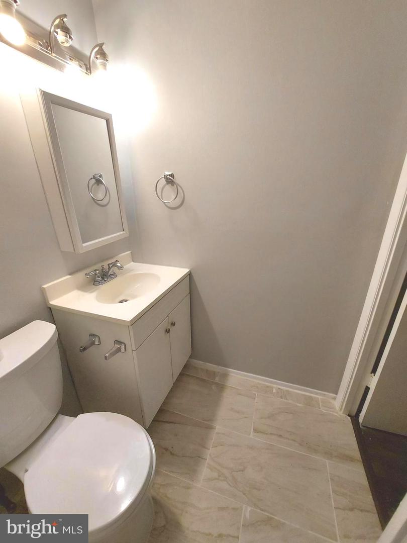 5449 Endicott Ln Property Photo 53