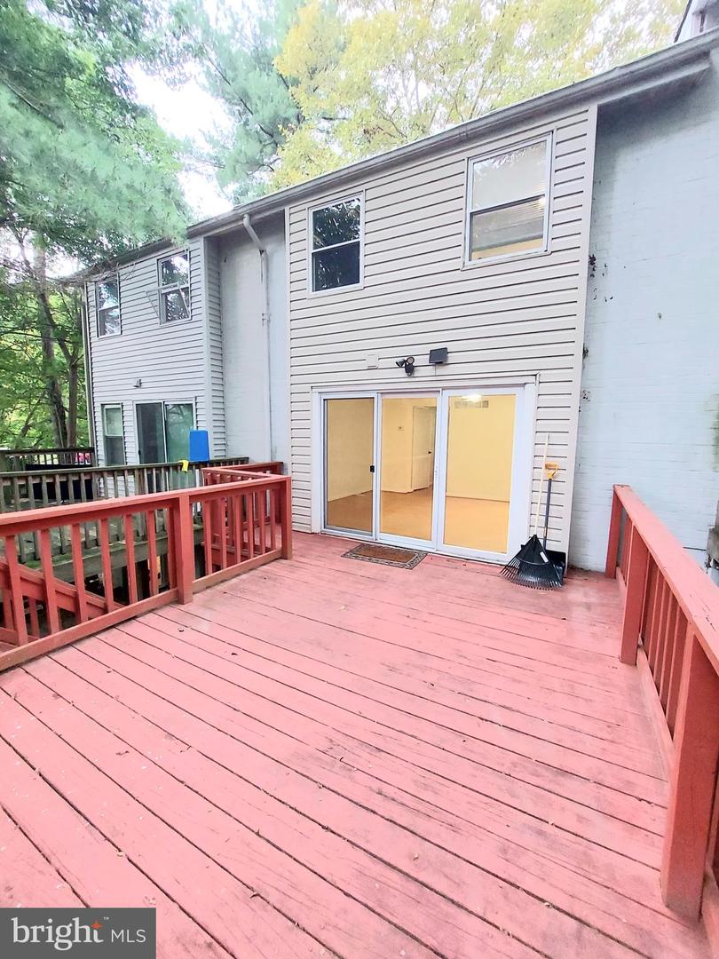 5449 Endicott Ln Property Photo 57