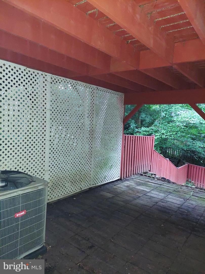 5449 Endicott Ln Property Photo 64
