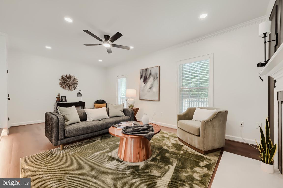 8573 Black Star Cir Property Photo 10