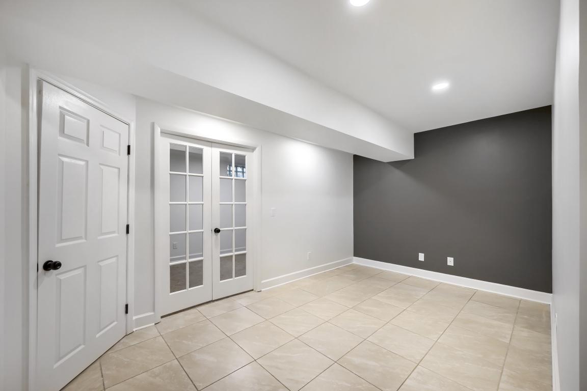 8573 Black Star Cir Property Photo 25