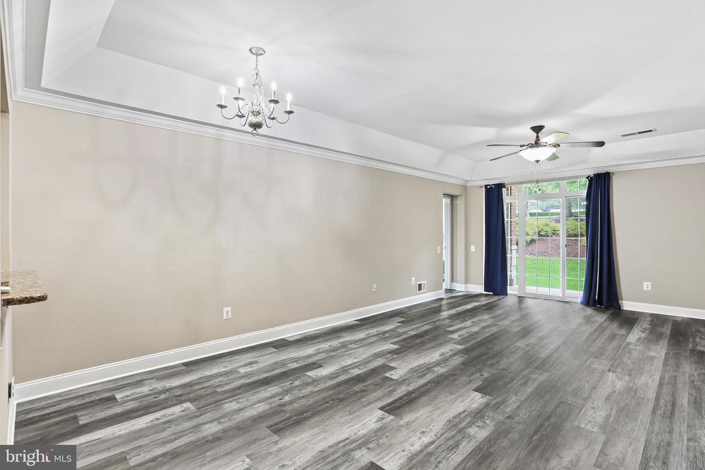 5910 Great Star Dr #105 Property Photo 3