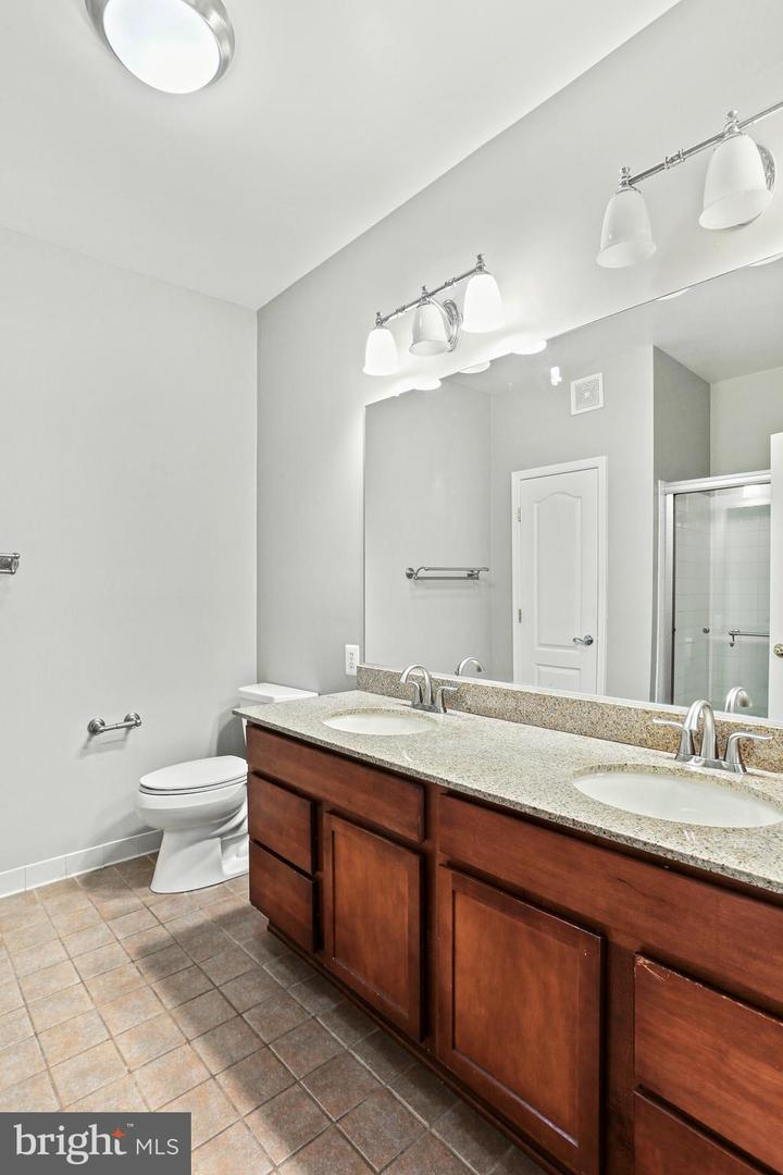 5910 Great Star Dr #105 Property Photo 14