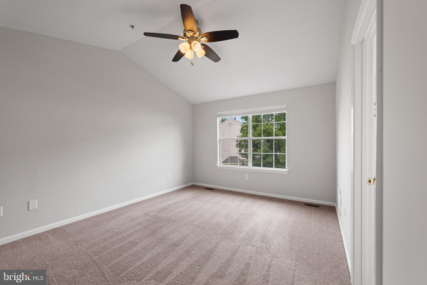 6123 Silver Arrows Way Property Photo 11
