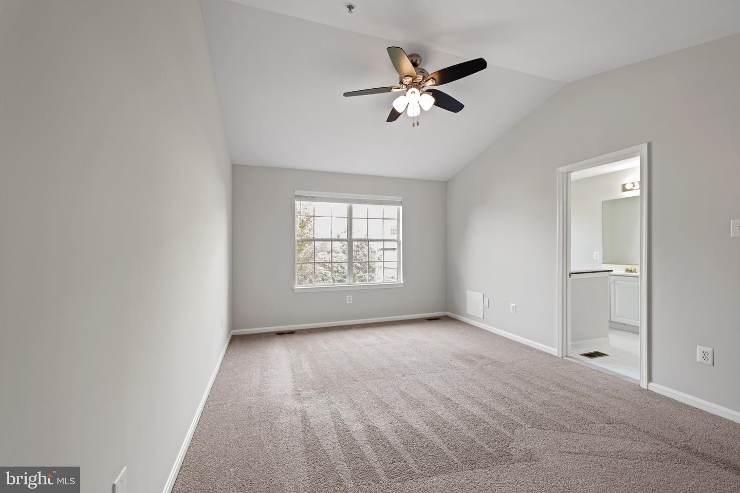 6123 Silver Arrows Way Property Photo 12
