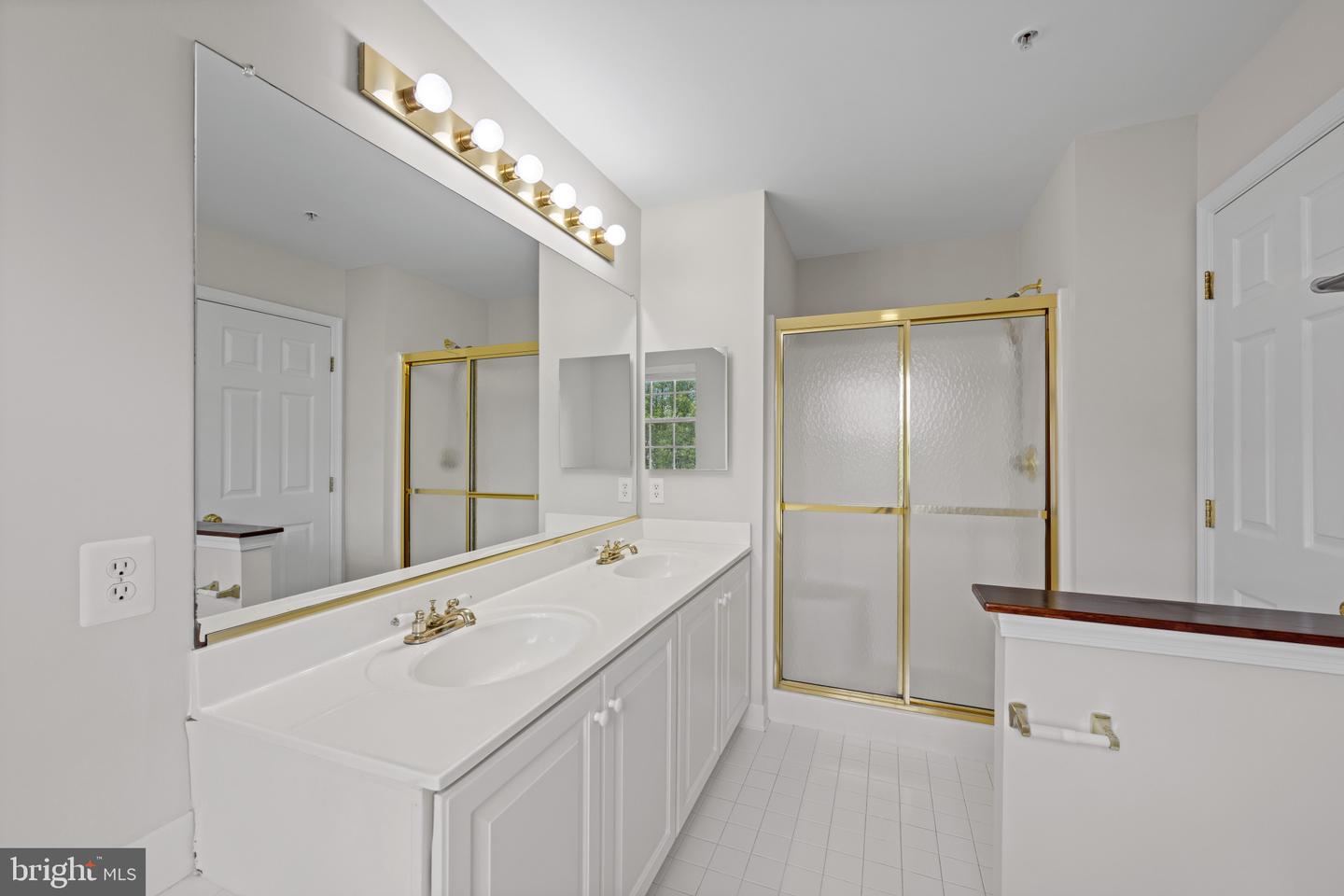 6123 Silver Arrows Way Property Photo 16