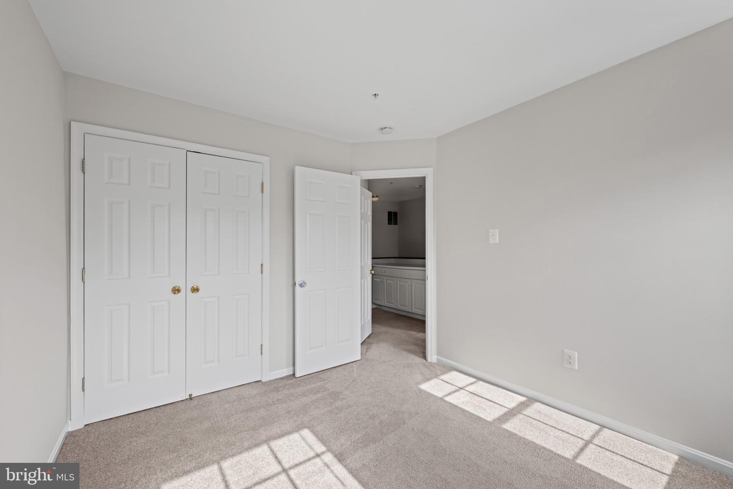 6123 Silver Arrows Way Property Photo 18