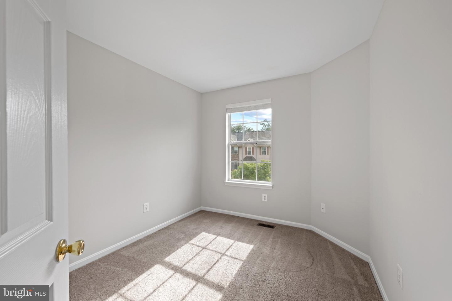 6123 Silver Arrows Way Property Photo 19