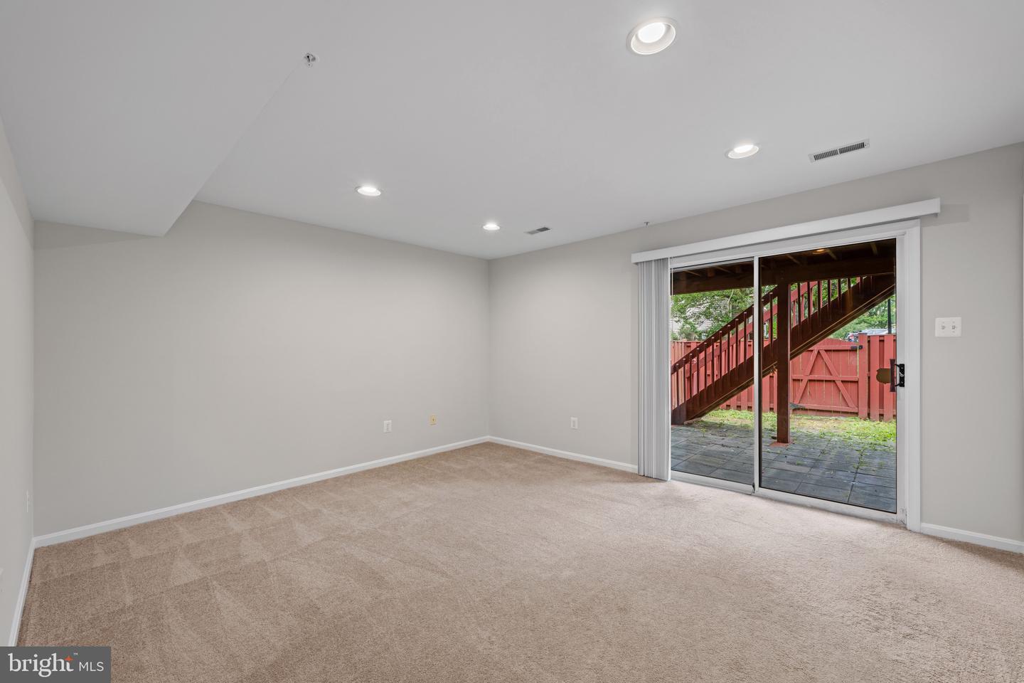 6123 Silver Arrows Way Property Photo 23