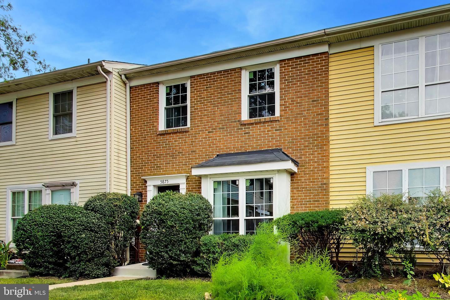 5875 Rowanberry Dr #br 35 Property Photo 2