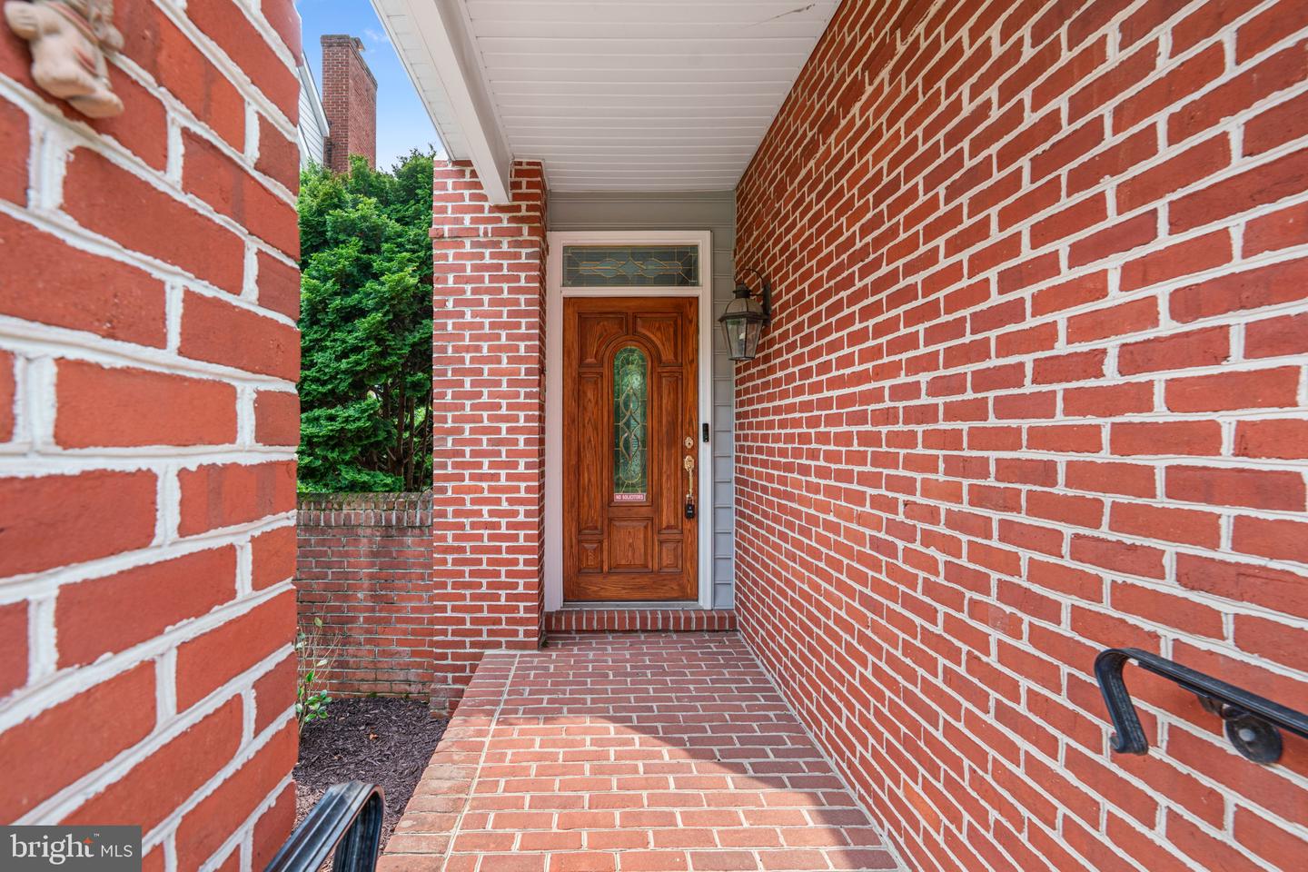 11210 Shadowmere Mews Property Photo 6