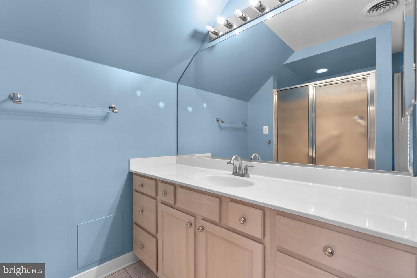 11210 Shadowmere Mews Property Photo 34