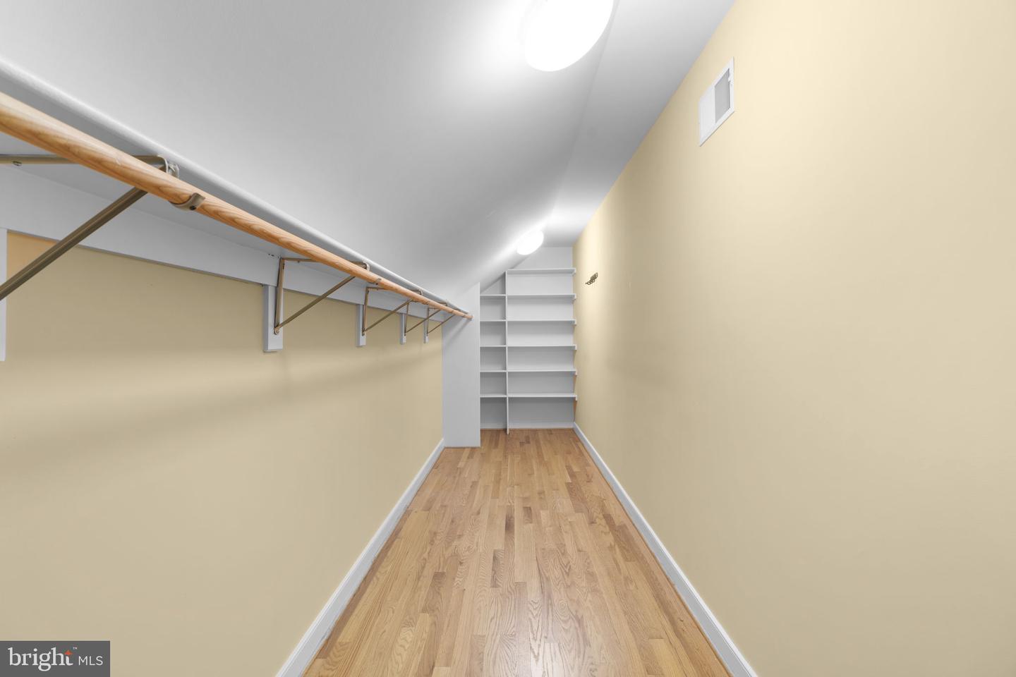 11210 Shadowmere Mews Property Photo 40