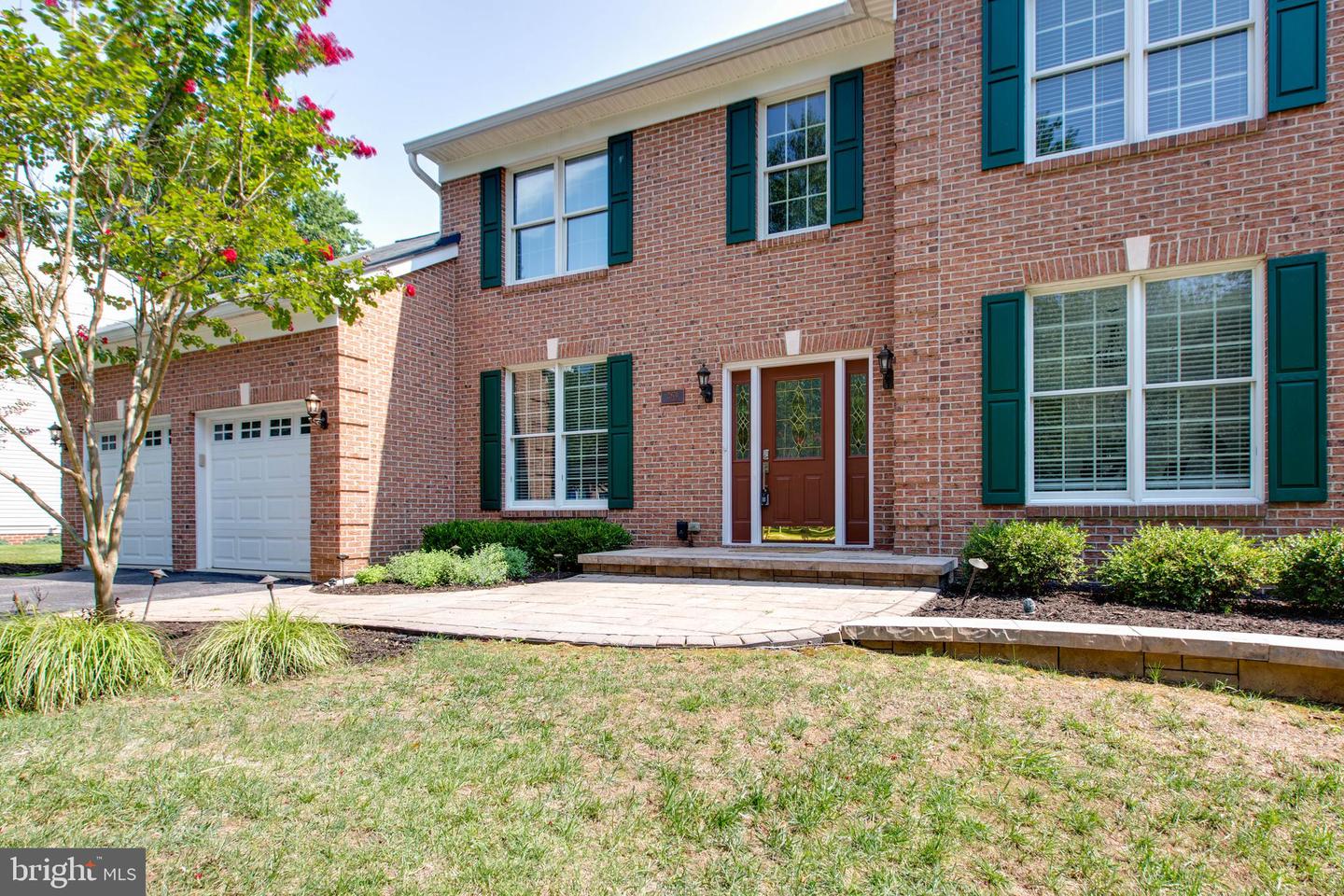 2874 Thornbrook Rd Property Photo 5