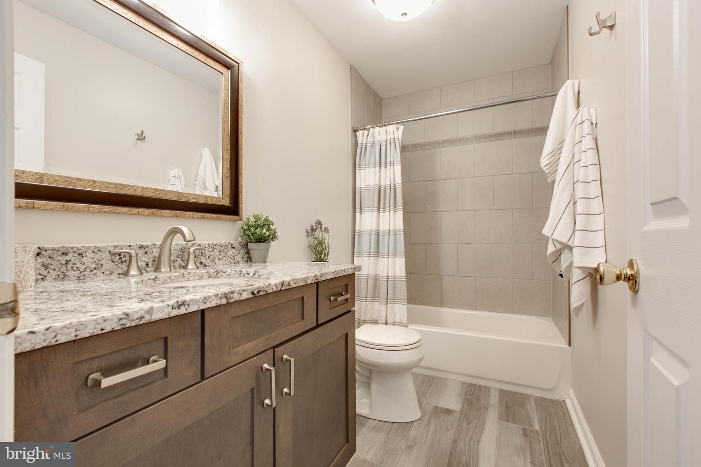 2874 Thornbrook Rd Property Photo 50