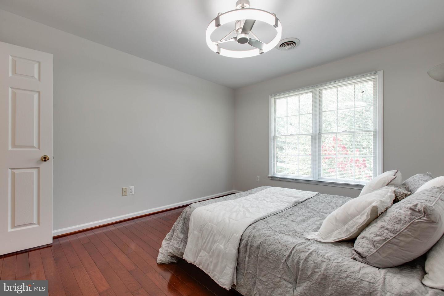 2874 Thornbrook Rd Property Photo 58