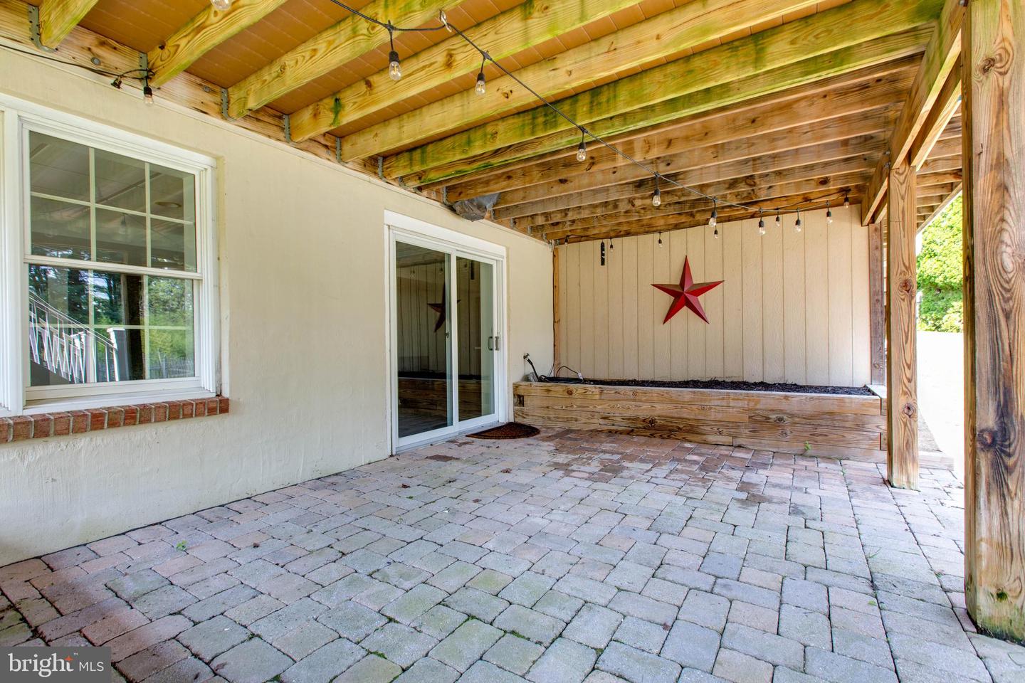 2874 Thornbrook Rd Property Photo 69