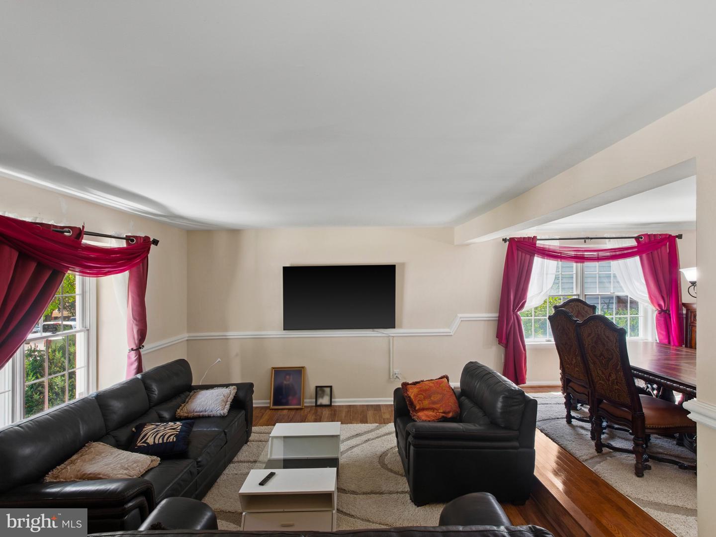 6408 4 Foot Trl Property Photo 6