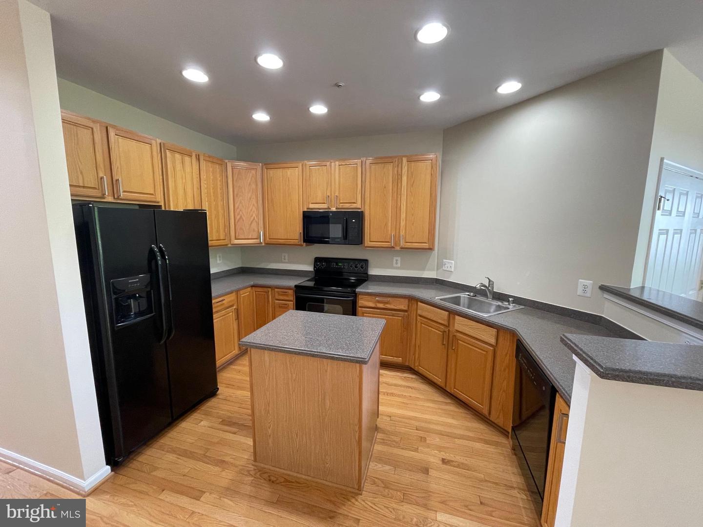 8819 Endless Ocean Way #12 Property Photo 9