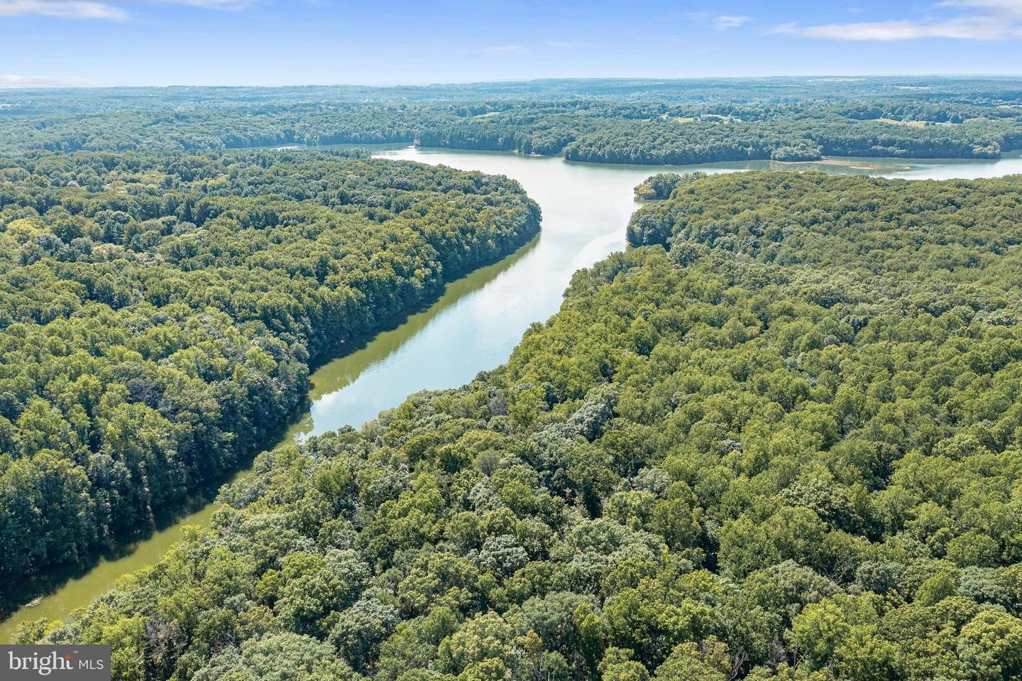 13767 Lakeside Dr Property Photo 4