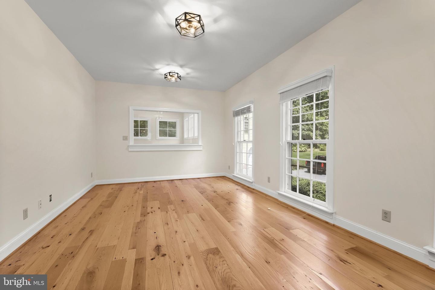 13767 Lakeside Dr Property Photo 47