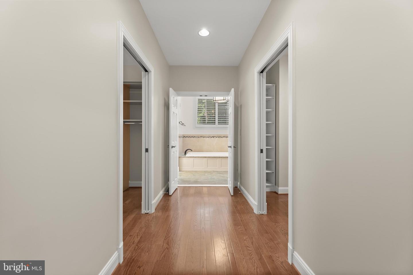 13767 Lakeside Dr Property Photo 59