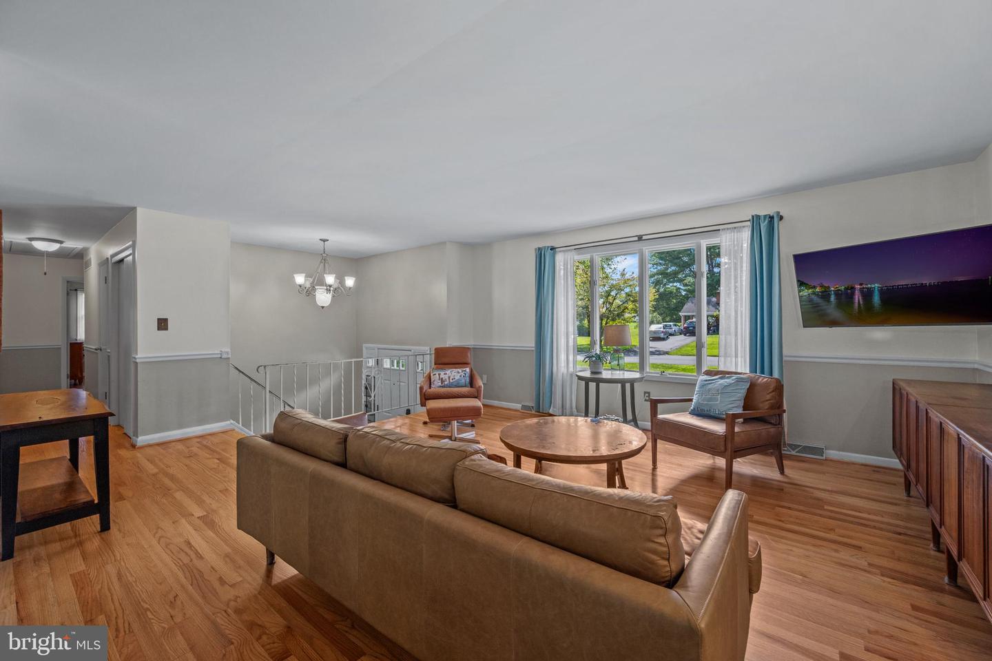 9330 Furrow Ave Property Photo 3