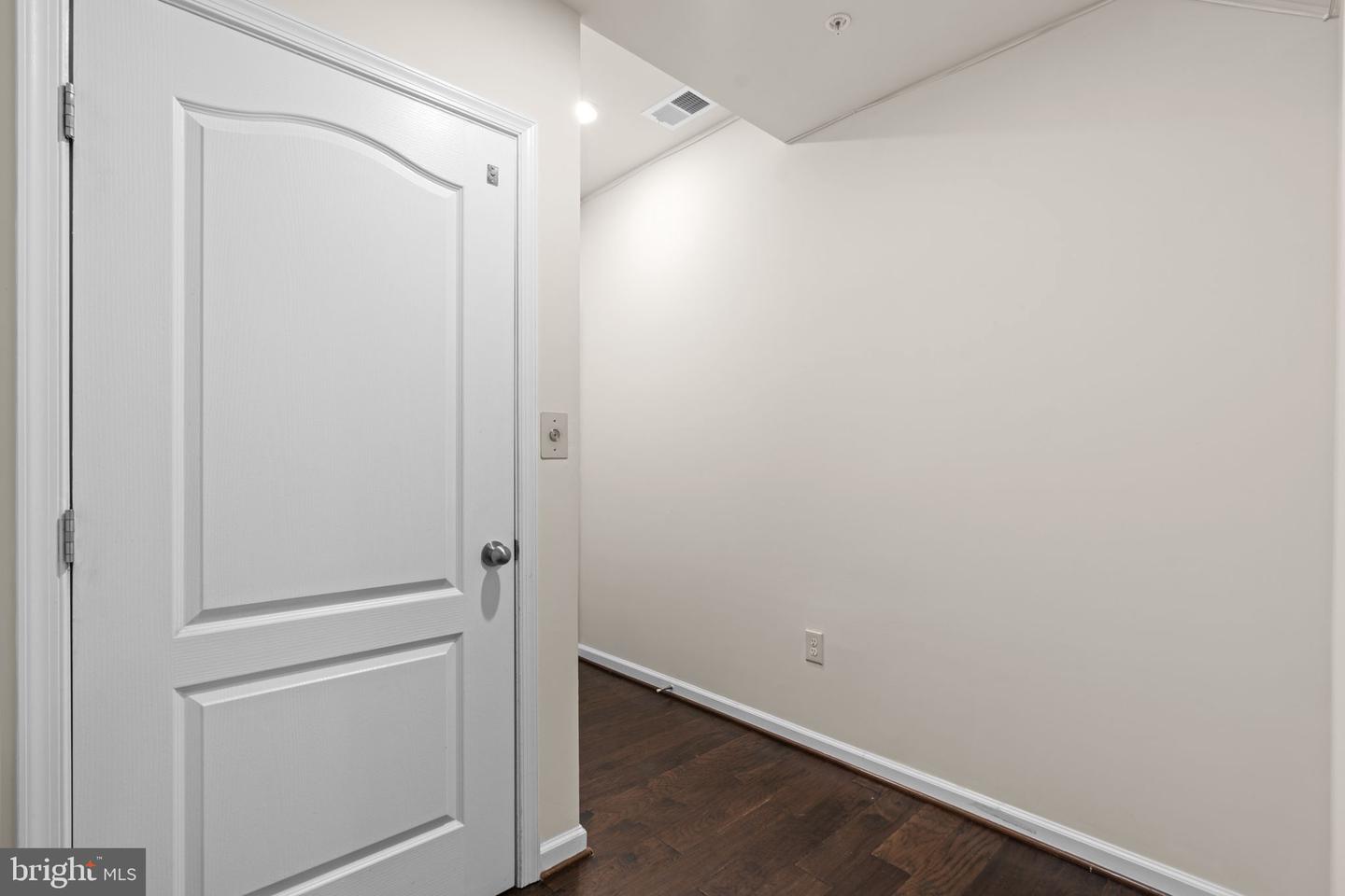 7017 Starwort Way #a Property Photo 4