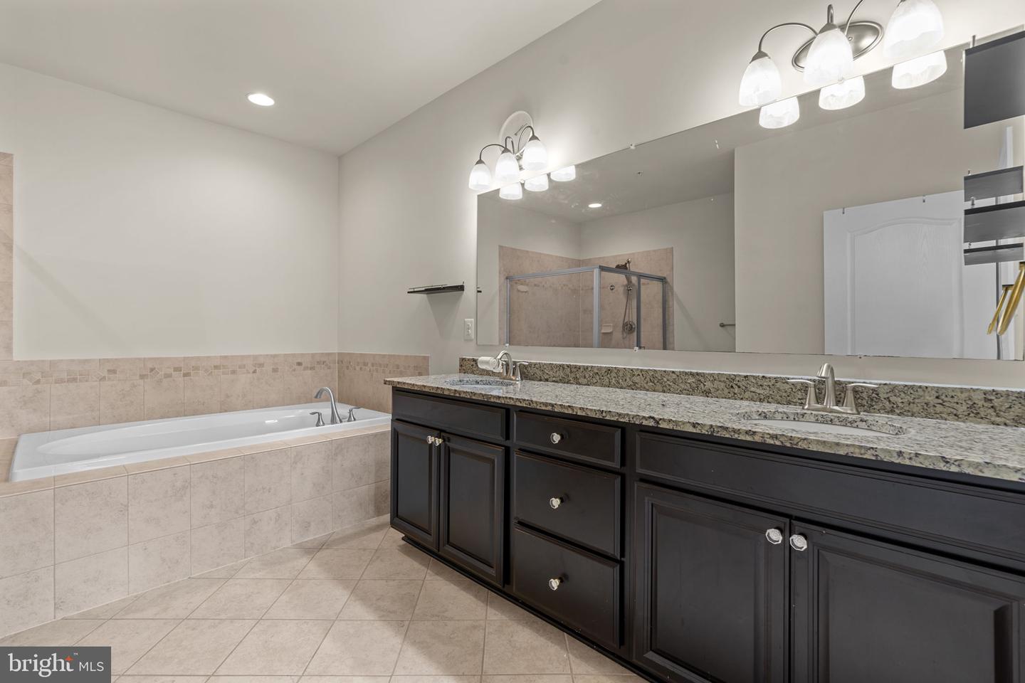7017 Starwort Way #a Property Photo 28