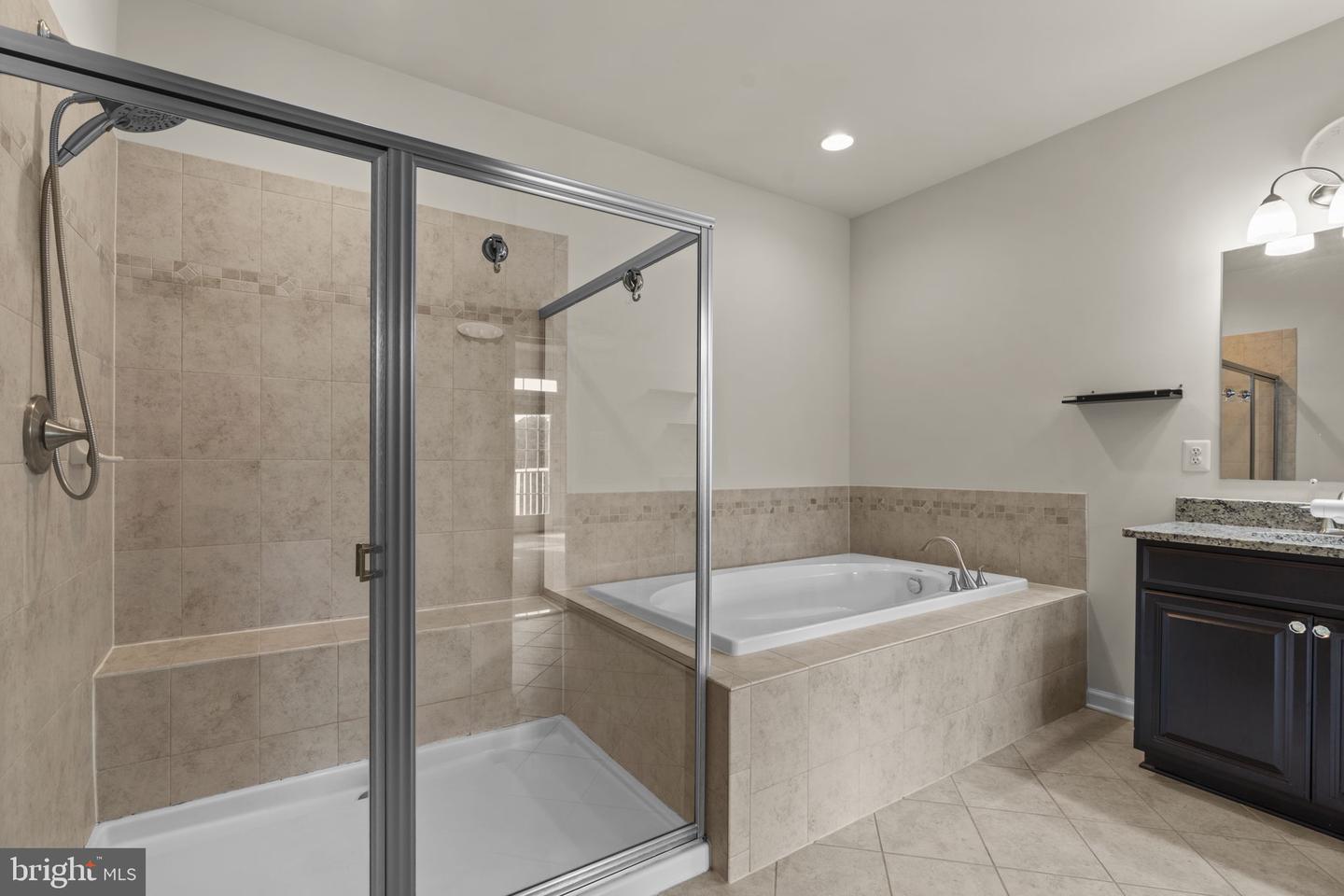7017 Starwort Way #a Property Photo 31