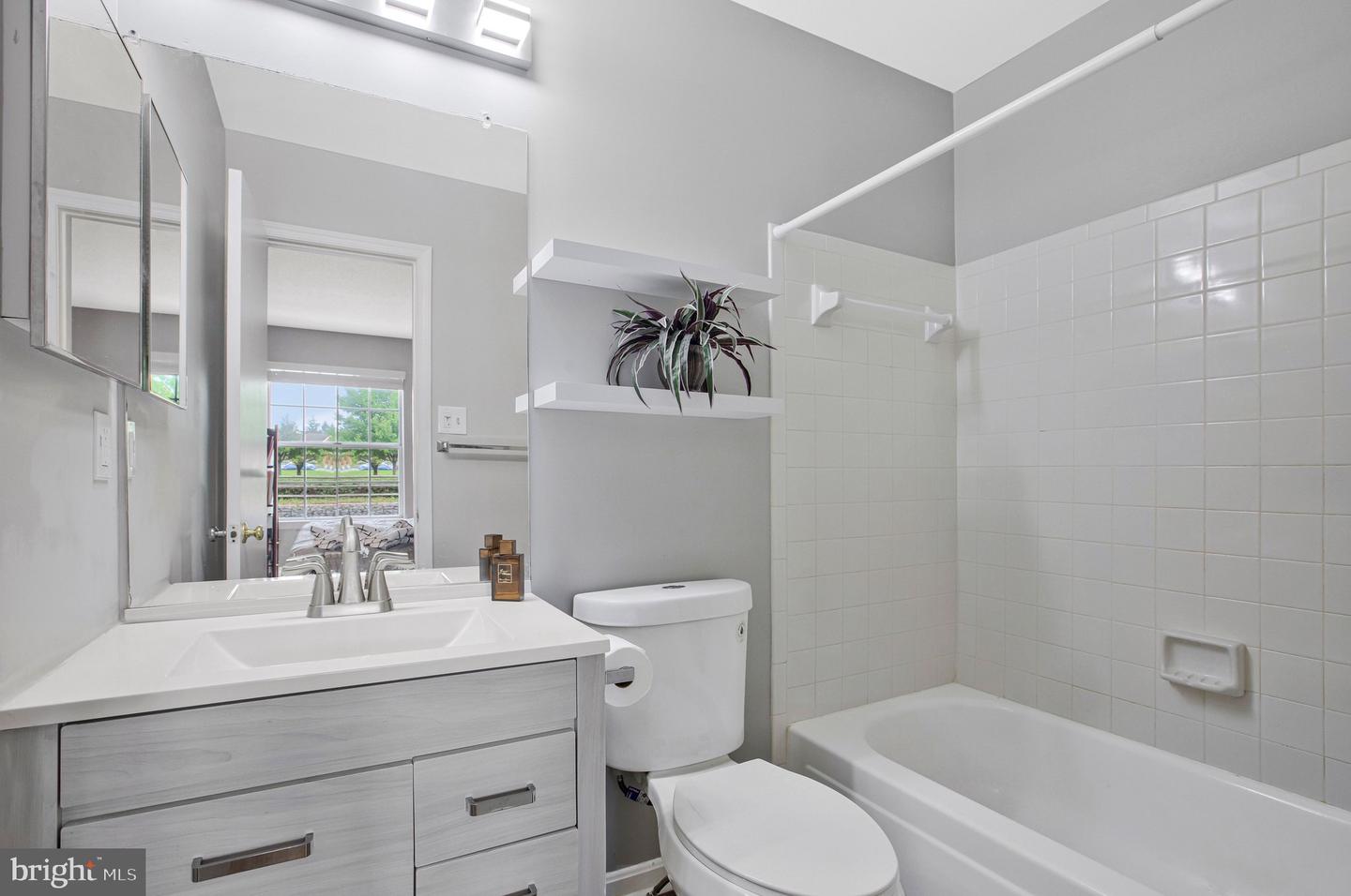 4750 Dorsey Hall Dr #2 Property Photo 11