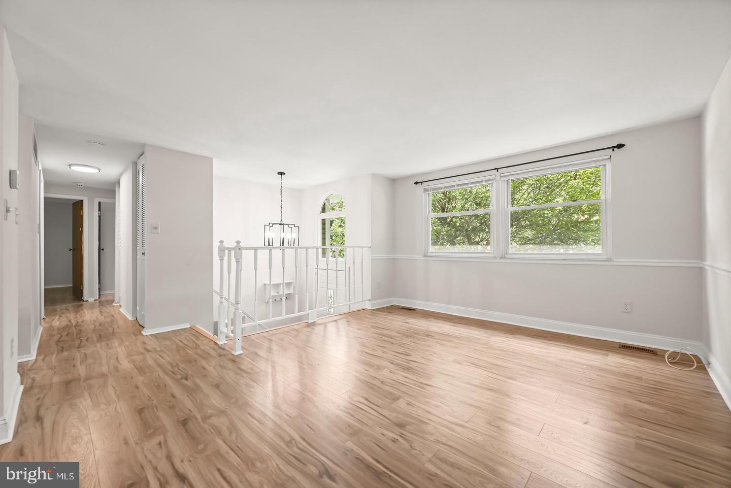 5435 The Bridle Path Property Photo 4