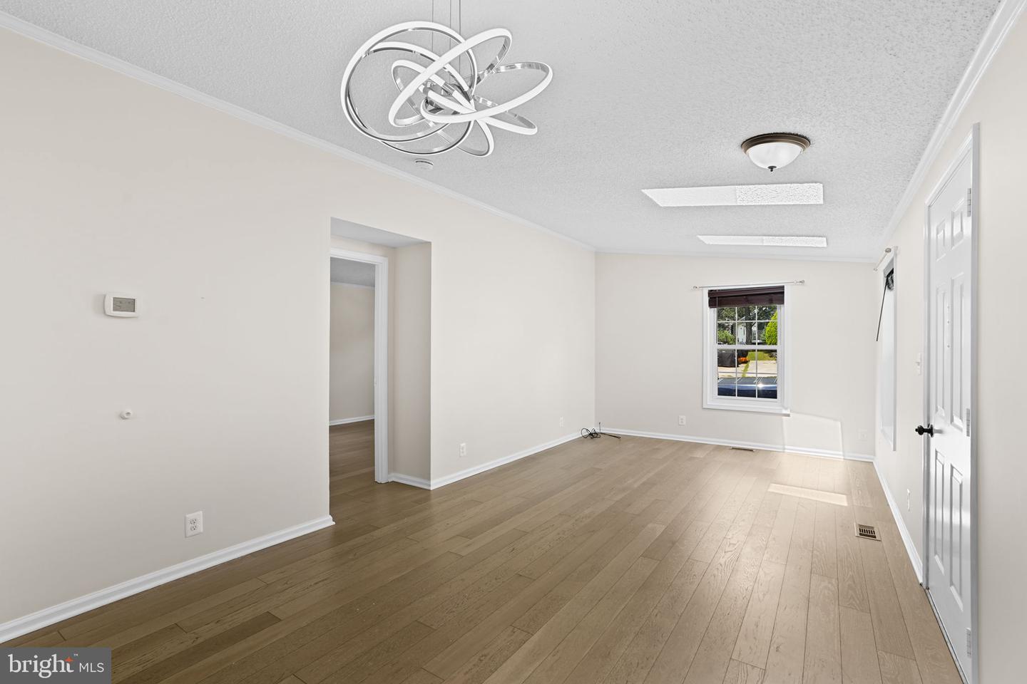 8902 Josephs Coat Ct Property Photo 8