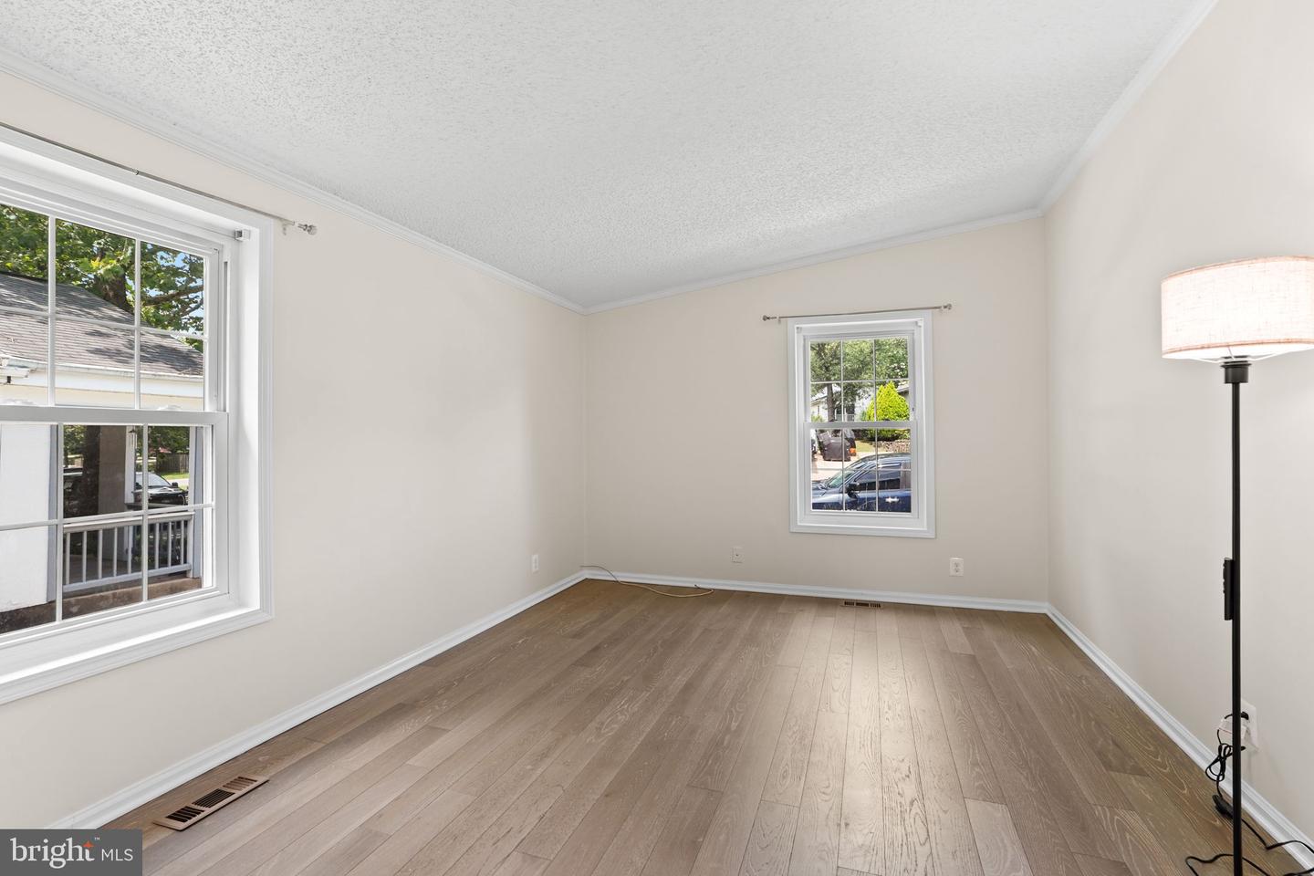 8902 Josephs Coat Ct Property Photo 16