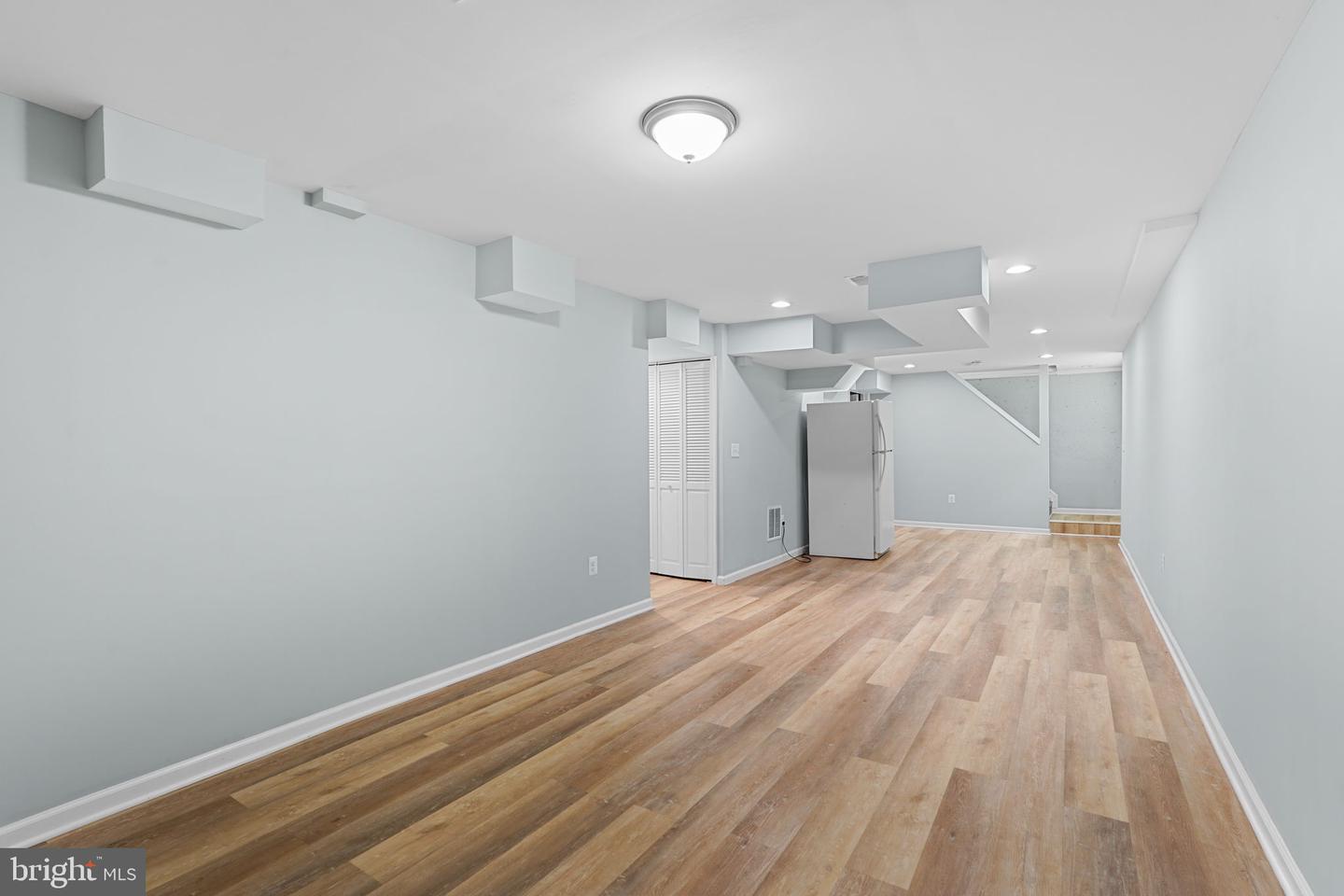 8902 Josephs Coat Ct Property Photo 26