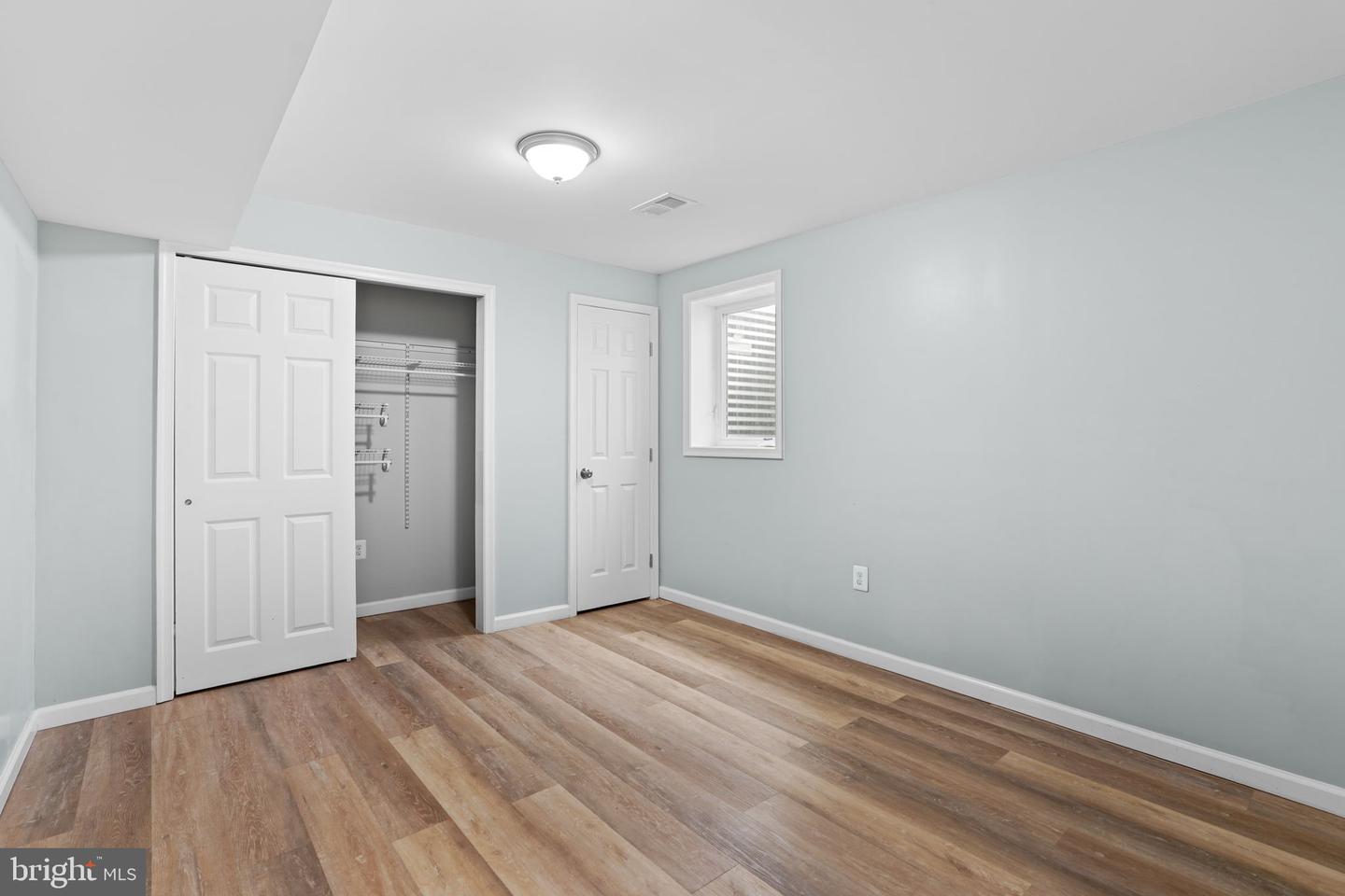 8902 Josephs Coat Ct Property Photo 28