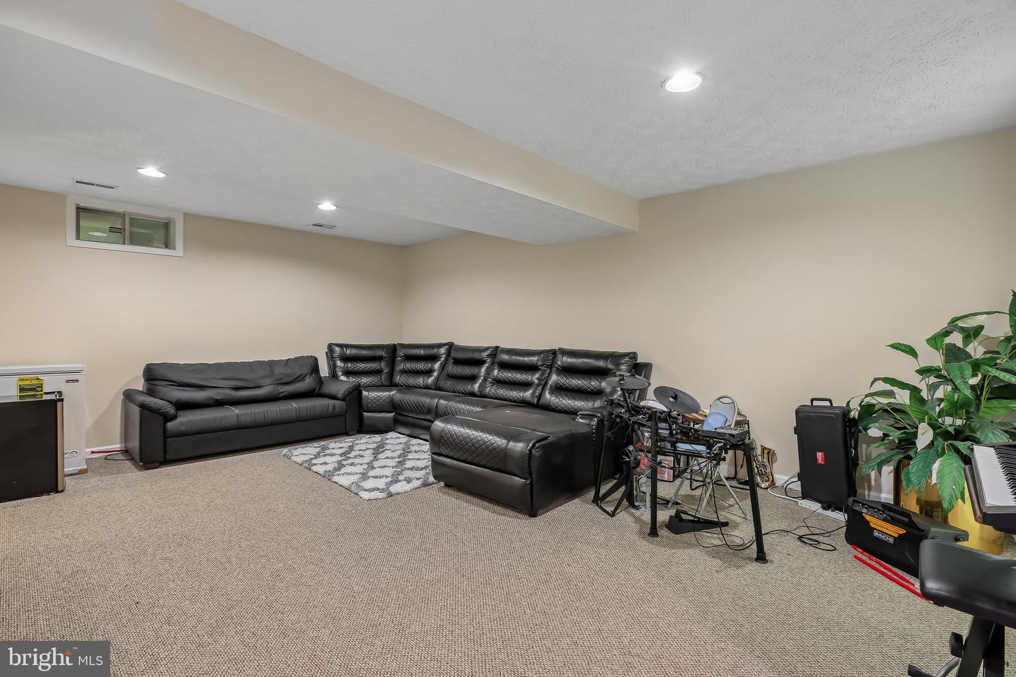 9236 Stream View Ln Property Photo 16
