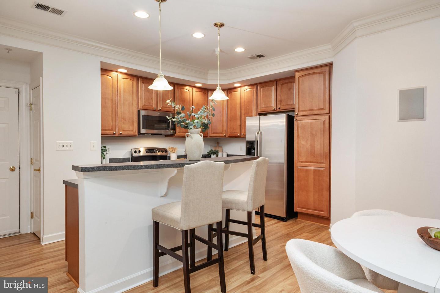 7214 Elkridge Crossing Way Property Photo 14