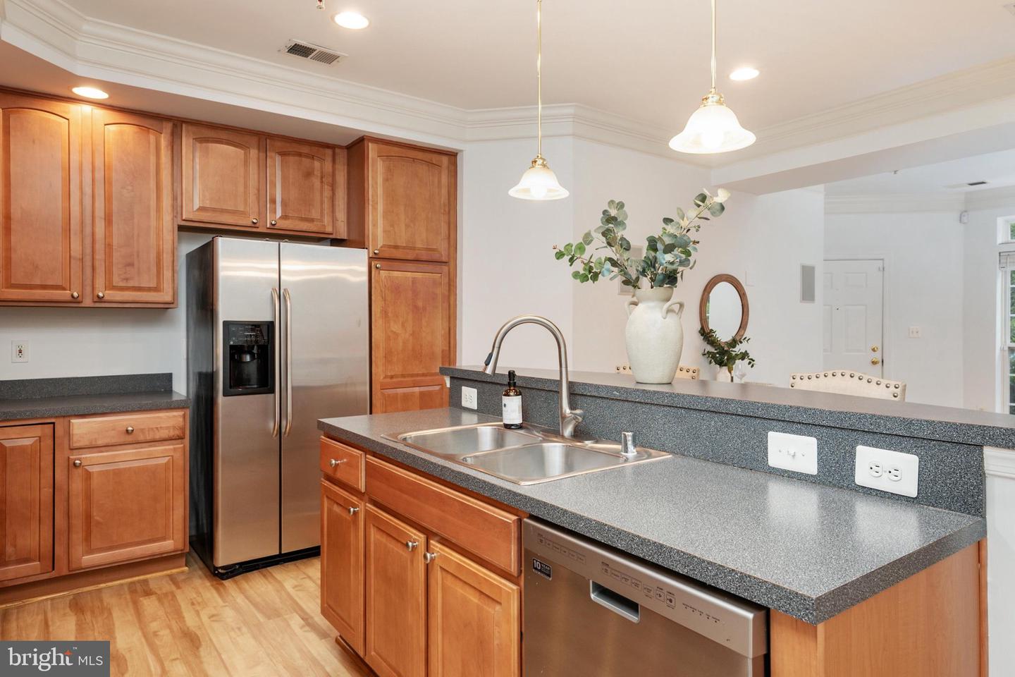 7214 Elkridge Crossing Way Property Photo 15