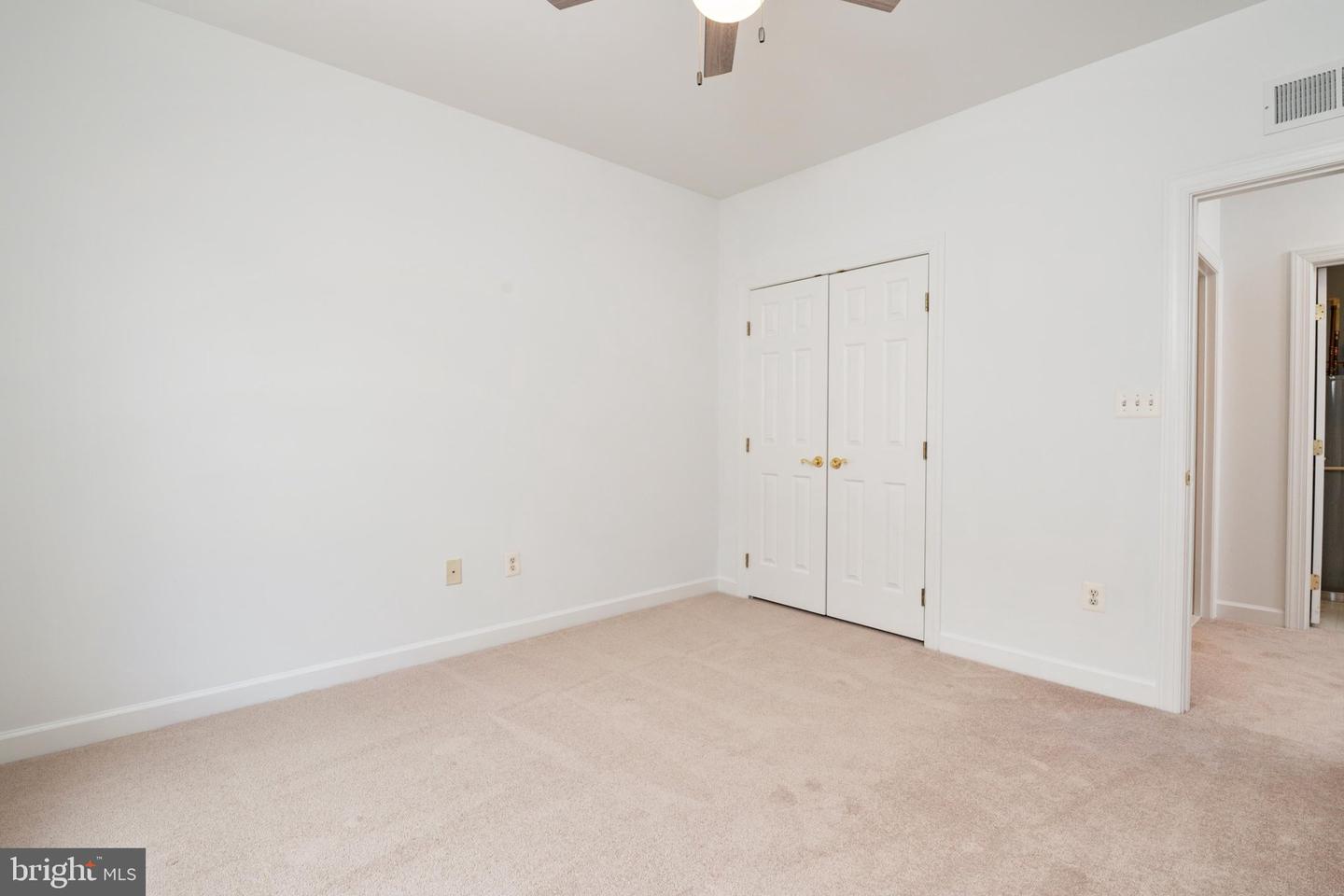 7214 Elkridge Crossing Way Property Photo 33