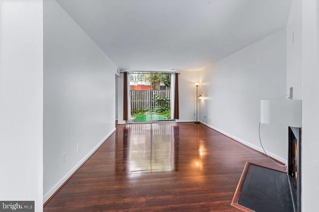 10390 Faulkner Ridge Cir #4-8 Property Photo 7