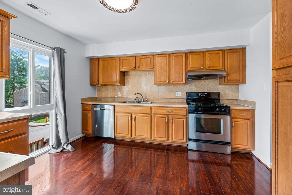 10390 Faulkner Ridge Cir #4-8 Property Photo 10
