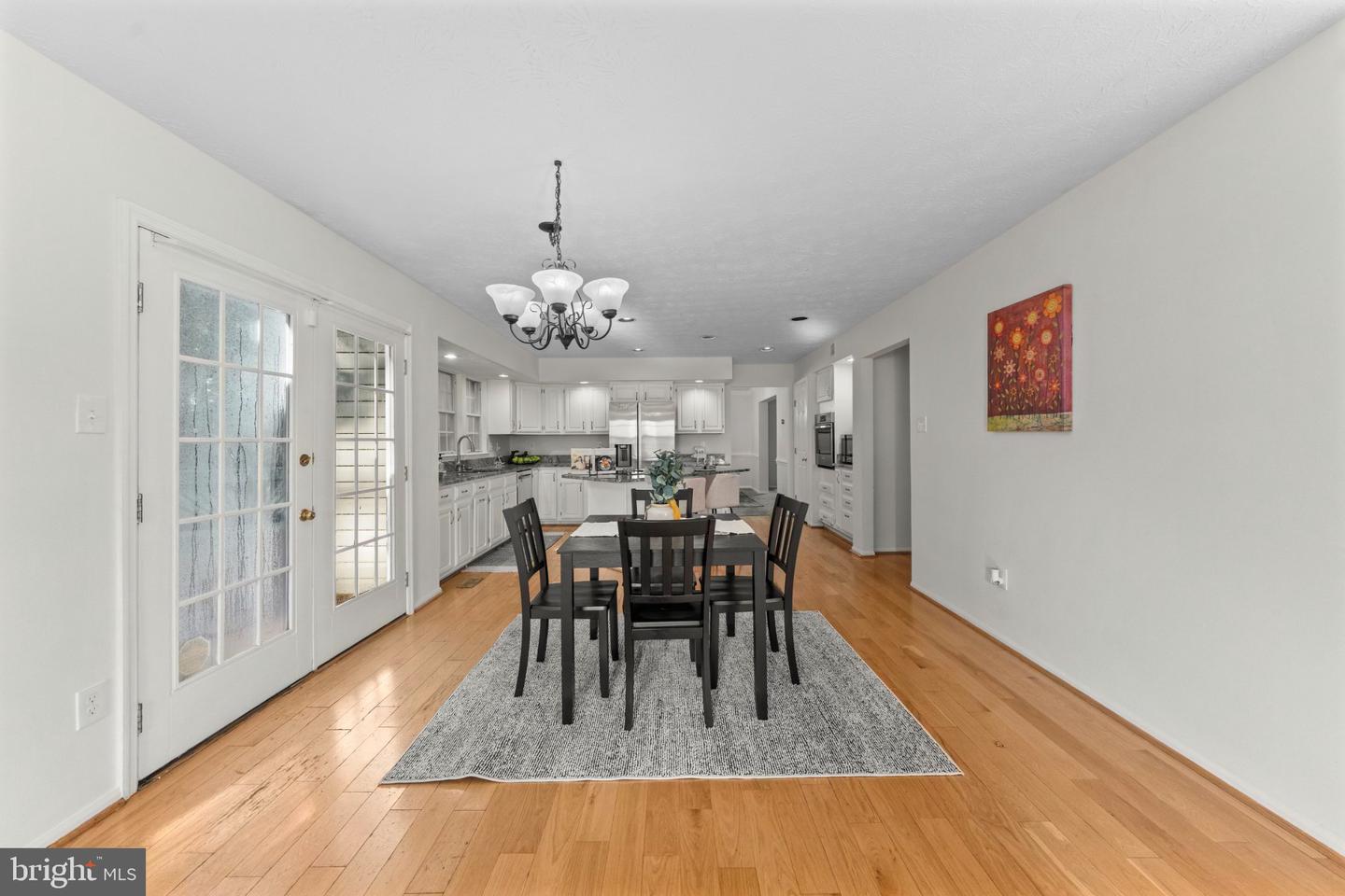 6885 Caravan Ct Property Photo 17