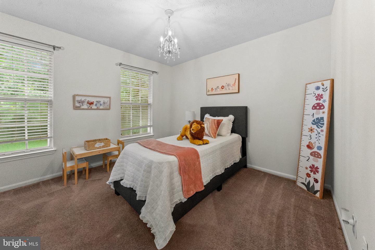 6885 Caravan Ct Property Photo 28