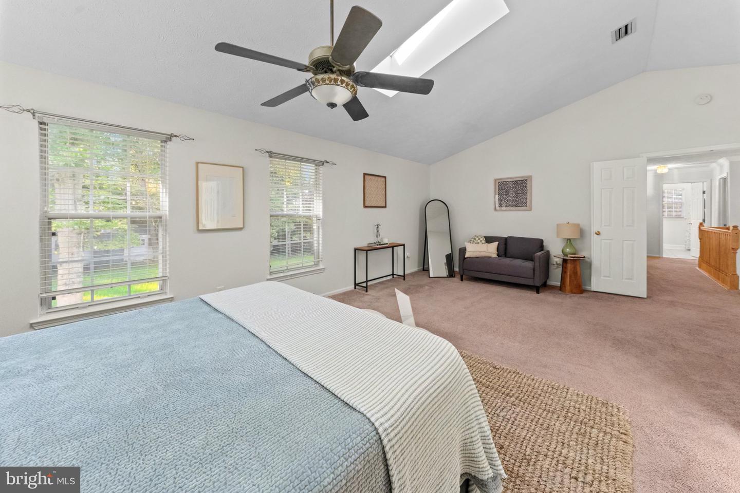 6885 Caravan Ct Property Photo 38