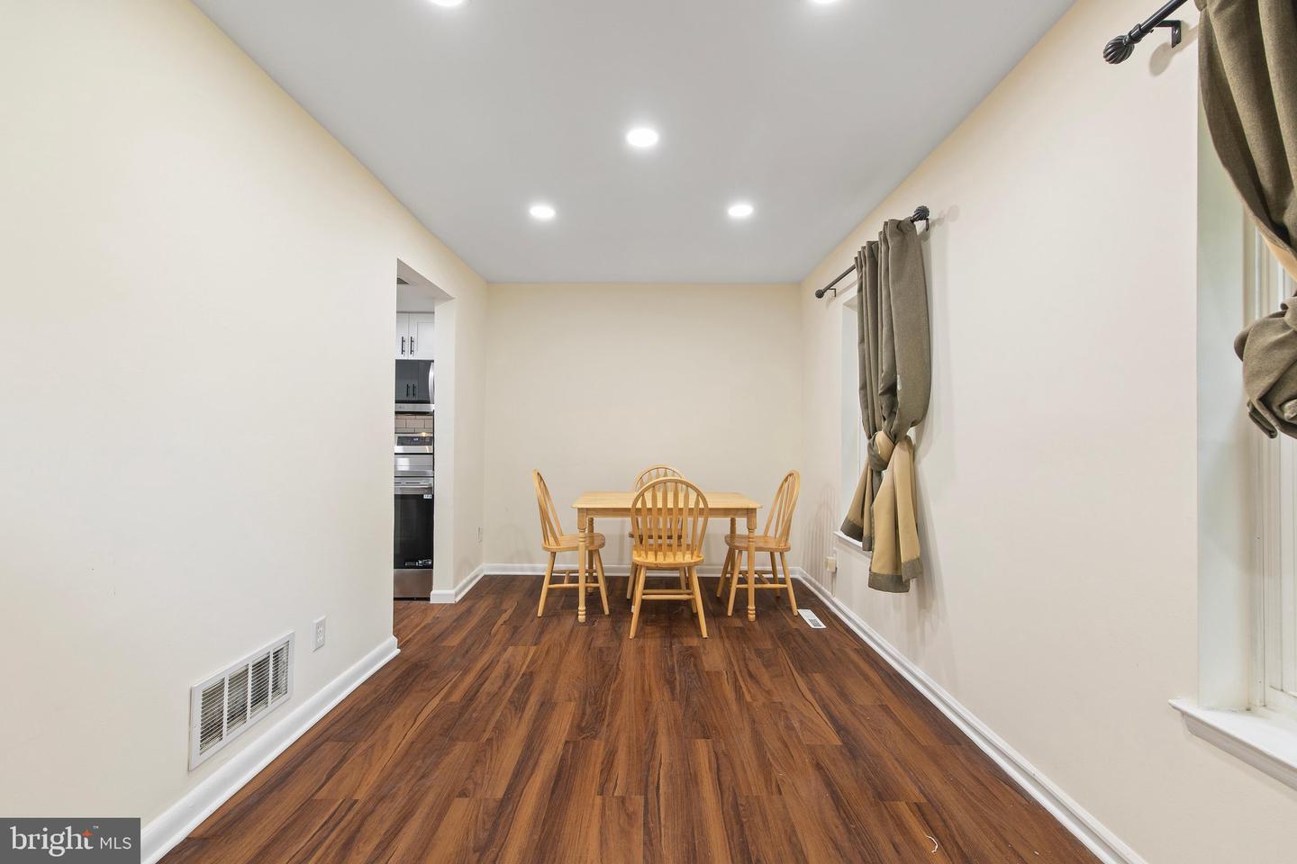 8802 Tamar Dr #14-1 Property Photo 6