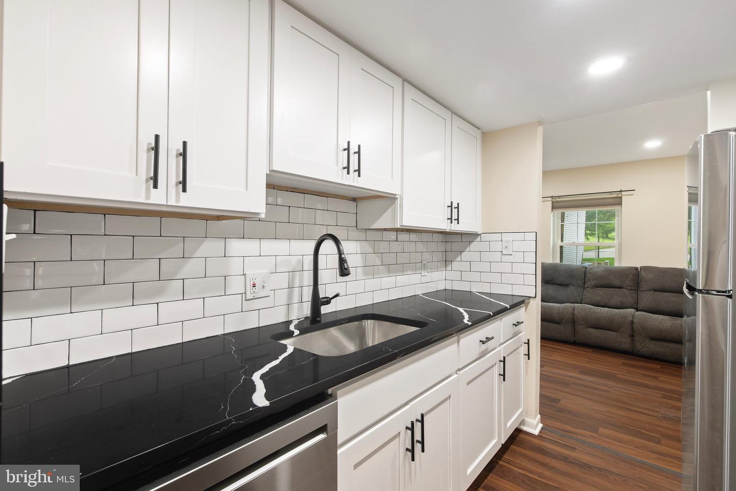 8802 Tamar Dr #14-1 Property Photo 10