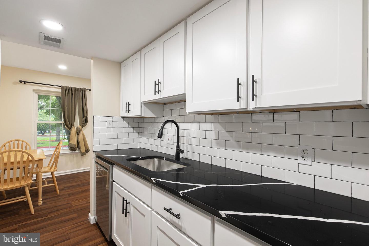 8802 Tamar Dr #14-1 Property Photo 11