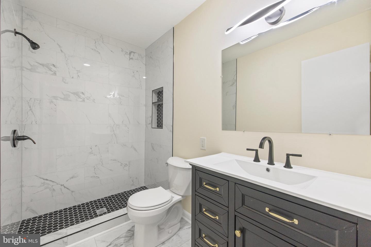 8802 Tamar Dr #14-1 Property Photo 21
