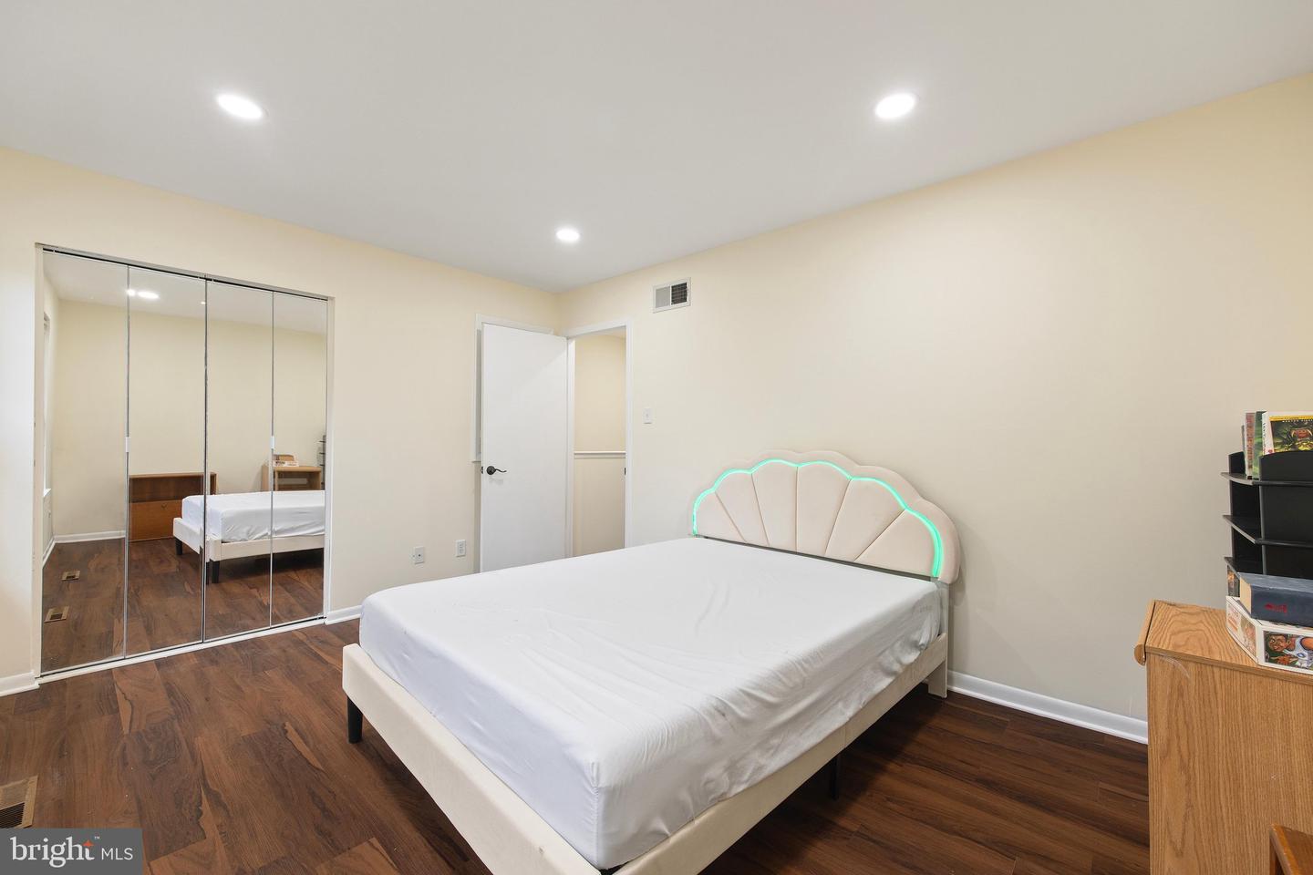 8802 Tamar Dr #14-1 Property Photo 23